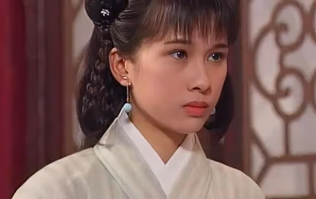 香港知名凍齡女神宣布正式復出!轉型做電台主播,依舊甜美凍齡