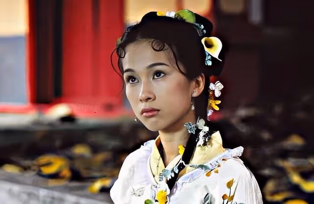 香港知名凍齡女神宣布正式復出!轉型做電台主播,依舊甜美凍齡