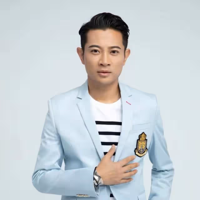 歌手羅中旭離開上海至天津!穿防護服汗流浹背,曬全過程耗10小時