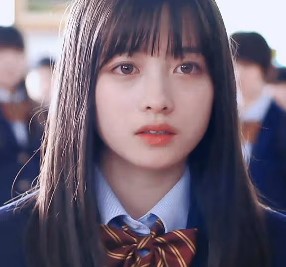日本第一美少女橋本環奈被迪士尼公主裙毀了,短腿是致命傷害