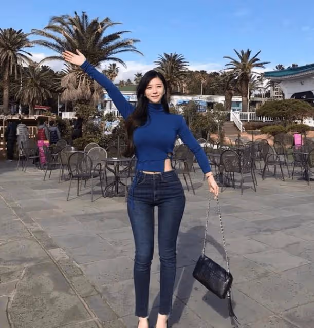 韓國女模被稱真人「海賊女帝」,黃金比例的身段,運動更增魅力