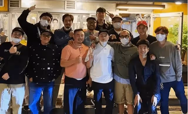桃花運來了？具俊曄夜店與熱辣美女親密合影，不怕大S吃醋嗎？