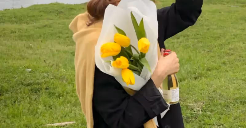 小姨是我繼母，她兒子結婚，讓我拿15萬幫他裝修婚房，我該拿嗎？