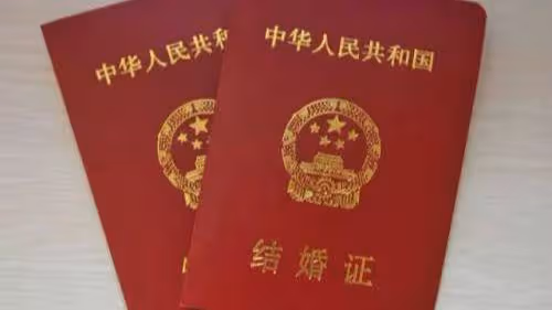 婆婆,當初我坐月子你去打牌,如今你生病住院,我去旅遊咋了?