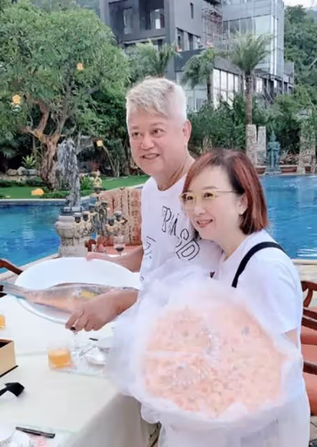 陳百祥上億豪宅曝光! 庭院花園富貴超奢華,頂層開闊可容納上百人,巨型魚缸十分搶眼,網友:貧窮限制了我的想像