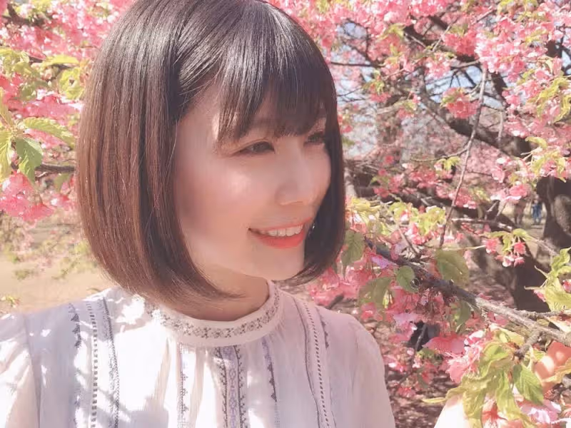 自卑到不敢笑!暴牙凸嘴女星「被酸長得像蟑螂」 砸100萬整形變「甜美大眼正妹」網驚:笑容好美