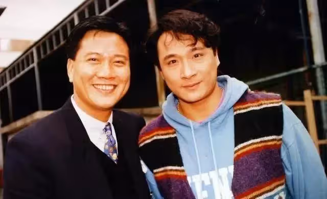 63歲恬妞久違現身,跟謝玲玲同鏡拍照 風韻猶存,和萬梓良分離後活的很精彩 ,網贊:為自己而活
