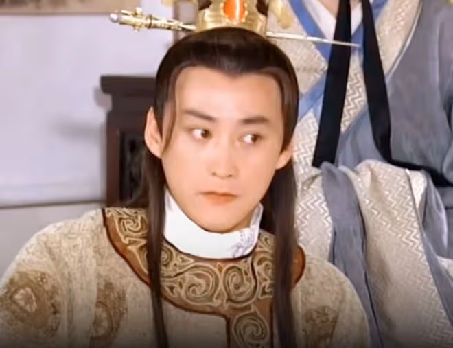 知名男星劉小鋒近照引關注!被指發福臉腫難辨認,曾是古裝美男