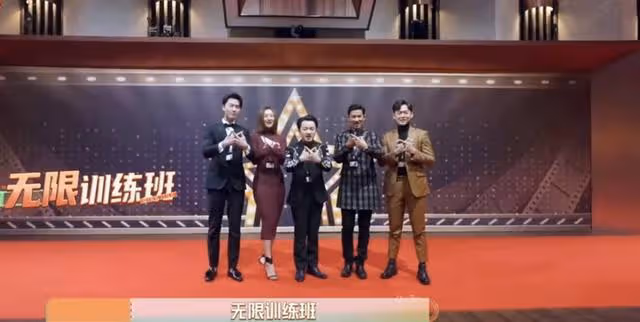 大型追星現場！《開拍！情景喜劇》開播，TVB小生遇倪虹潔變迷弟