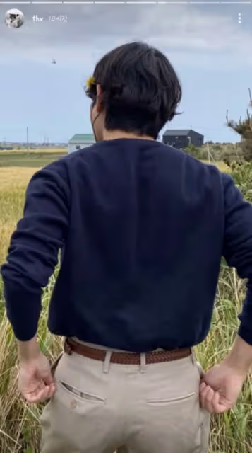 一張海島度假合成照引發的荒唐緋聞鬧劇