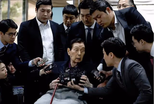 韓國財閥辛格浩:二婚入贅日本戰犯家族發家,89歲和兒子共享女星