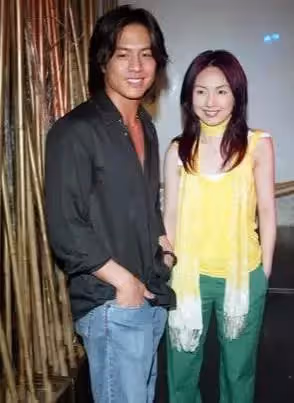 頂替李連杰出道,癡戀李玟「卻因太黏人被分手」,情斷謝婷婷後「娶小11歲嫩模」兩個女兒漂亮可愛!