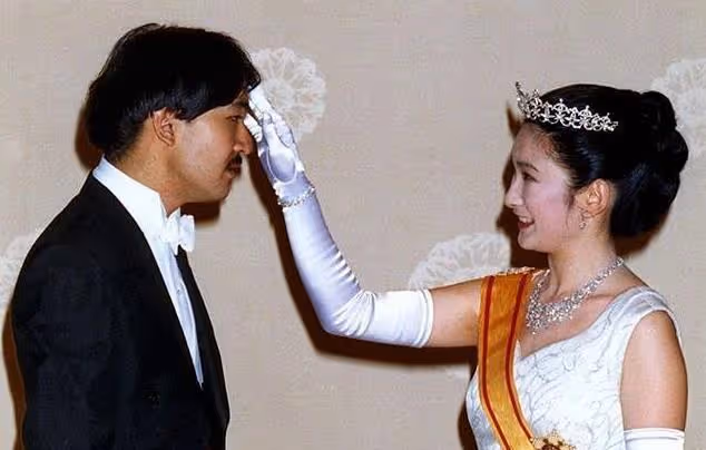 紀子妃有心機,為繼承權40歲拚命生兒子,最後還是沒能贏過雅子