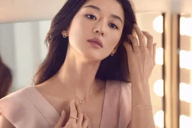 沒了韓式濾鏡,韓國女星和我國女星站一起,一個比一個小家子氣