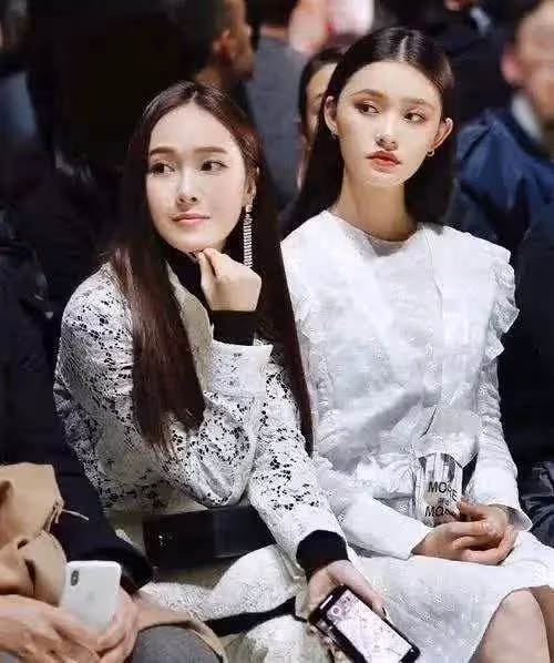 沒了韓式濾鏡,韓國女星和我國女星站一起,一個比一個小家子氣
