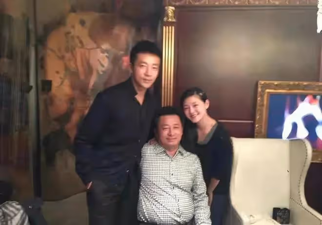 大S媽媽又曝大瓜，女兒曾撮合自己和汪小菲的爸爸，網友：不得體