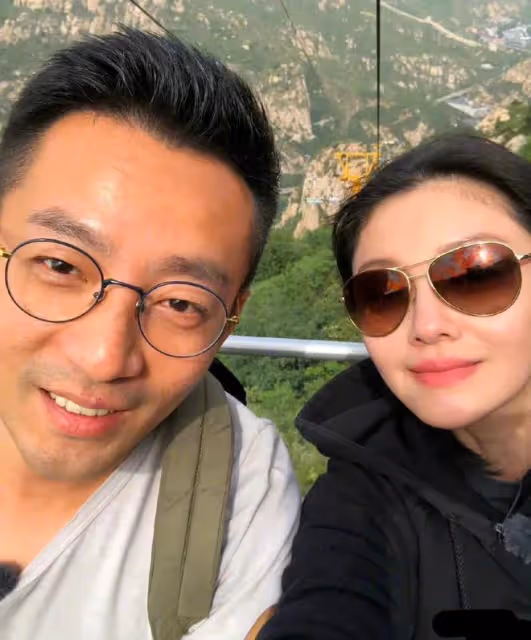 大S媽媽又曝大瓜，女兒曾撮合自己和汪小菲的爸爸，網友：不得體