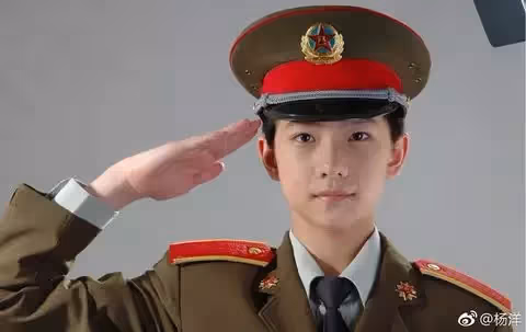 【明星幕後】關於楊洋的10個秘密!軍人出身、正牌女友只有她?