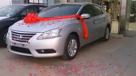 小叔子結婚老公送輛車,婚禮上看到新娘,我開走婚車後提離婚