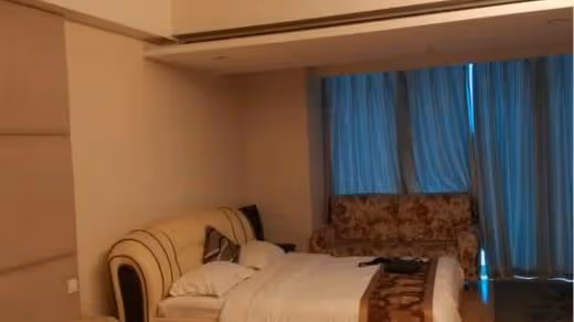 岳母看望女兒,女婿生氣住酒店,次日接到岳母電話,女婿後悔不已