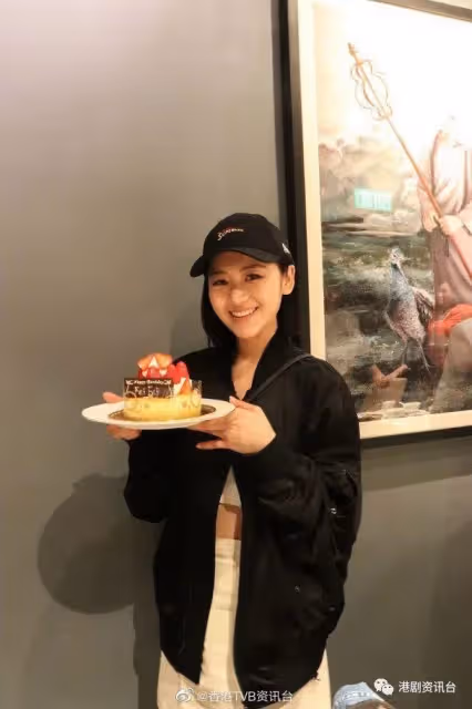 姚子羚出關即急會「老公」!李施嬅眼疾見曙光