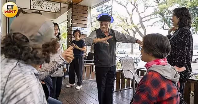 80歲樂當巡守員!《我愛紅娘》田文仲卸明星光環「深夜默默守護鄉里」 「晚年人生大計曝光」:已沒有遺憾