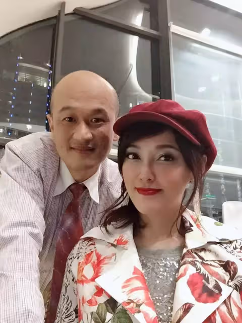 她曾是民視當家花旦!李佩怡嫁地主「掌管2千坪民宿」 為懷二胎「臥床3個月」挺孕肚考上碩士