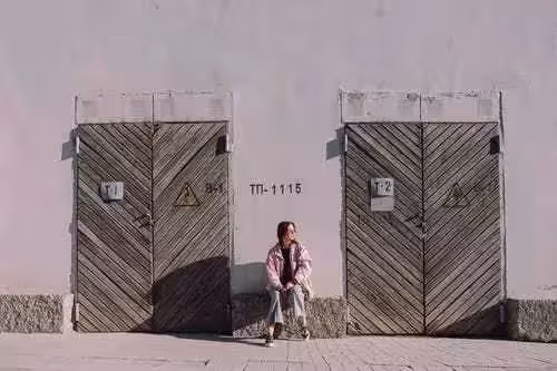 婆婆指責兒媳在家什麼都不幹,被兒子回:媽,只要我能接受就行了