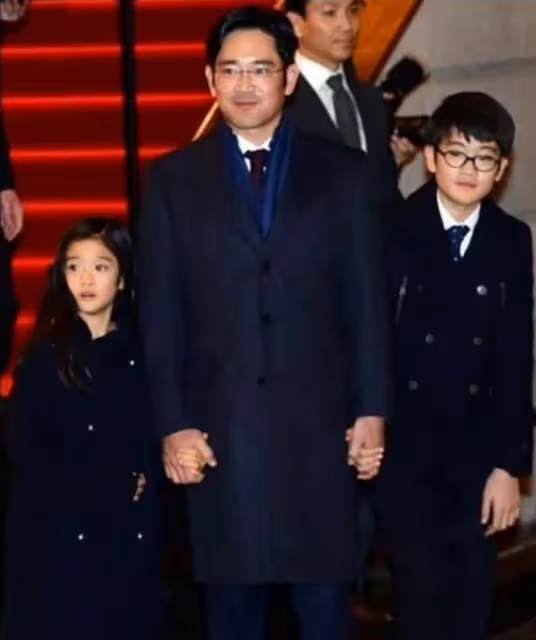 第一名媛離婚拿走老公6個億!轉頭包養了影帝?7年了啊……