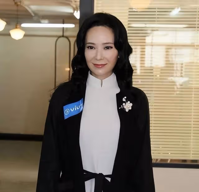 又一港劇將播!TVB前花旦時隔多年復出擔正,卻被網民指面部僵硬
