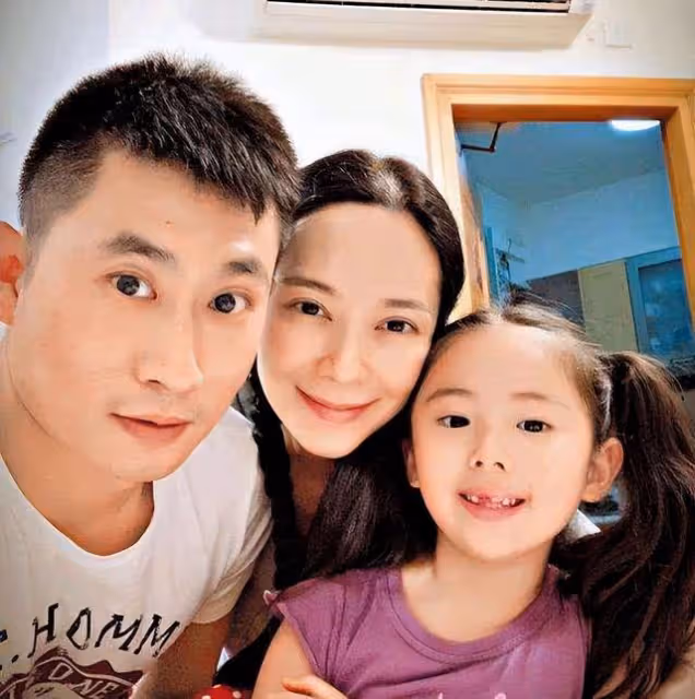 又一港劇將播!TVB前花旦時隔多年復出擔正,卻被網民指面部僵硬