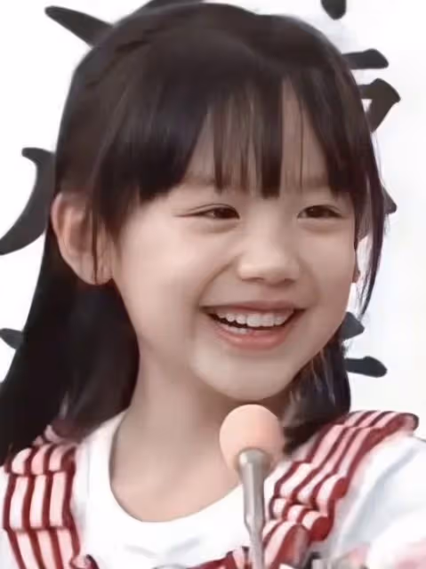 時髦辦|火遍亞洲的蘿莉頭像變學霸,小說都不敢這麼寫