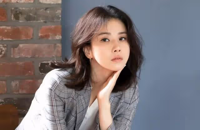 韓國模範明星夫妻,Rain金泰熙惹人羨,李寶英池晟甜蜜相愛14年