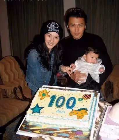 謝霆鋒曾為身高自卑,如今lucas15歲海拔超張柏芝,「優越的身高+完美長相」人生順風順水,網友 :不用擔心了!