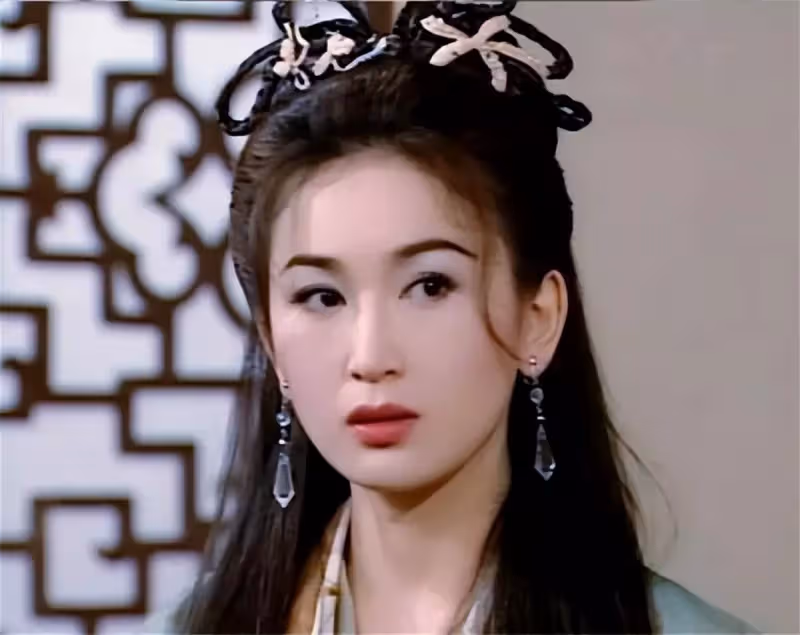 「最美妲己」溫碧霞,一顰一笑勾人心弦,曾因拍戲尺度大被罵,今嫁豪門不生子,網友:美貌真的可以當飯吃嗎?