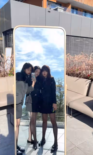 15歲李嫣泳裝照曝光!身材不輸超模後媽,戴腰鏈大膽挑戰「比基尼」很漂亮,網:是不是太早熟了?