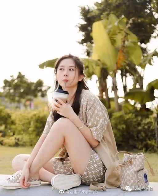 是非港姐復出試水溫!倪嘉雯做年輕版陳煒眼前一亮