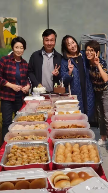 非常有愛︱TVB劇《輕.功》團隊輪流慶生