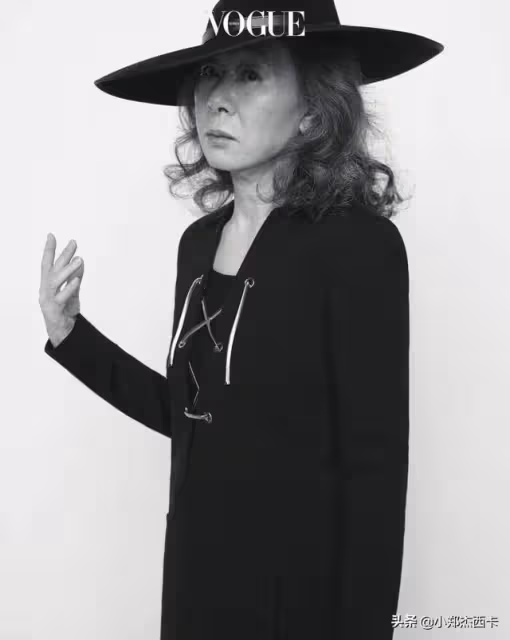 頭一天被香奈兒拒絕,第二天就拿奧斯卡?爽劇都不敢這麼寫