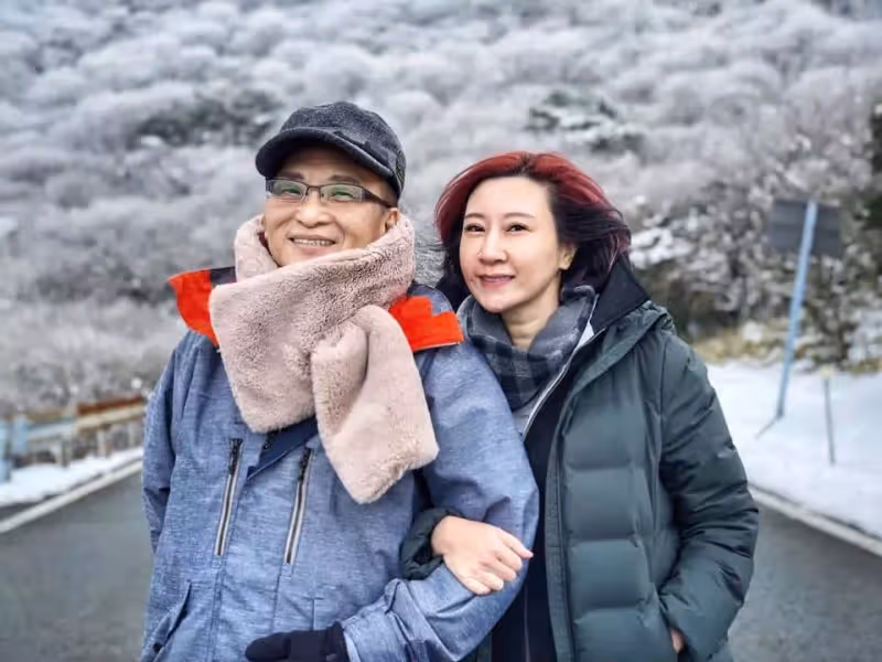 2段婚姻都無緣,孔鏘自責財產霸氣權給前妻,如今3婚枕邊人最謝前妻:生命貴人