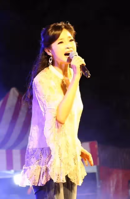 原本差點嫁,方季惟笑曝因一雙鞋子婚事喊卡,慶幸看清對方55歲驚喜曬近況:我有女兒了