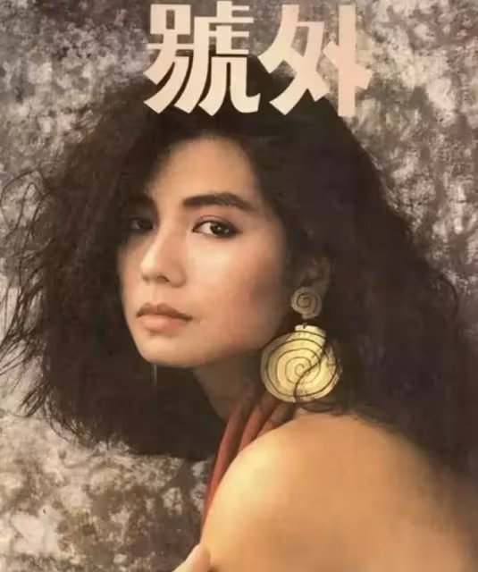 61歲鐘楚紅近況罕曝光，一頭濃密黑髮顯眼，寡居14年老年生活豐富！