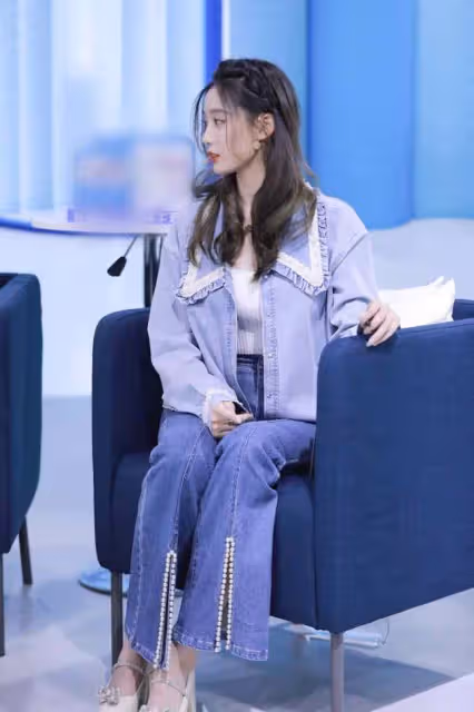 徐藝洋綜藝連播話題不斷 翻唱經典OST滿滿回憶感 徐藝洋龍韜娛樂相關事情最新進展如何?