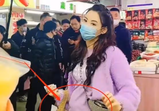 40歲張柏芝爆出4胎?和謝霆鋒離婚後,她憑什麼還能被謝賢獨寵