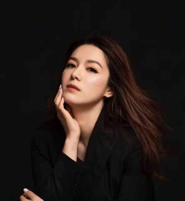 香港知名女星再曝婚變！發傷感留言，疑似暗示與富商丈夫離婚
