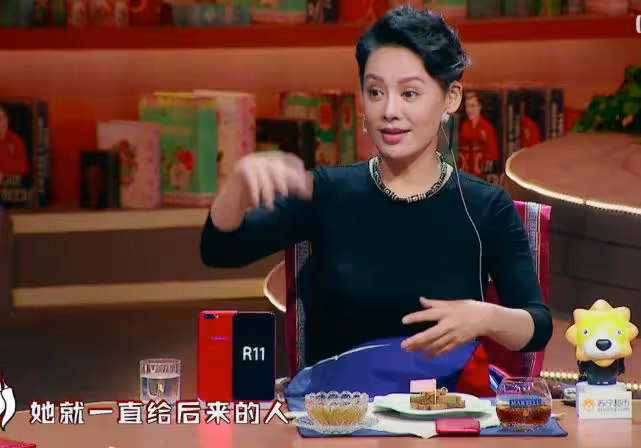 寧靜自曝教訓上海勢利眼大姐,因甜點引發戰爭,一旁金靖不敢說話