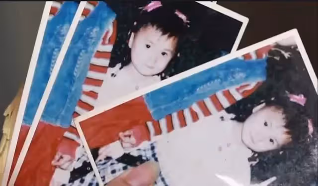 「媽！我終於找到你了！」3歲女孩被拐走17年，母親尋遍天下，沒想到：就住在街對面