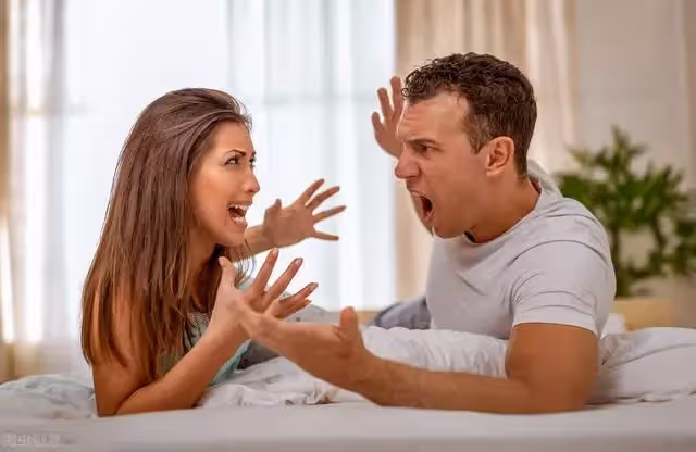 結婚三年,妻子總是獨自回娘家,妻子:你工作忙,我:滾,離婚