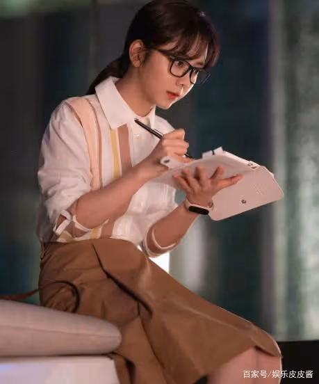 32歲卻演少女!譚松韻憑藉與年齡不符的形象,成功塑造出5個角色