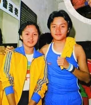 拋妻棄子!71歲老戲骨「娶小30歲嬌妻」還犯下三宗罪 戀上23歲網紅「反被欺騙」私生子也不認他